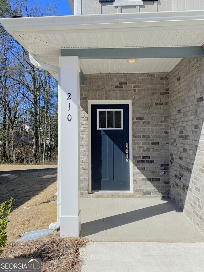 Building Photo - 210 Laney Dr