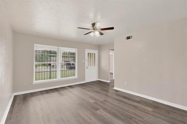 Building Photo - 524 Longridge Dr