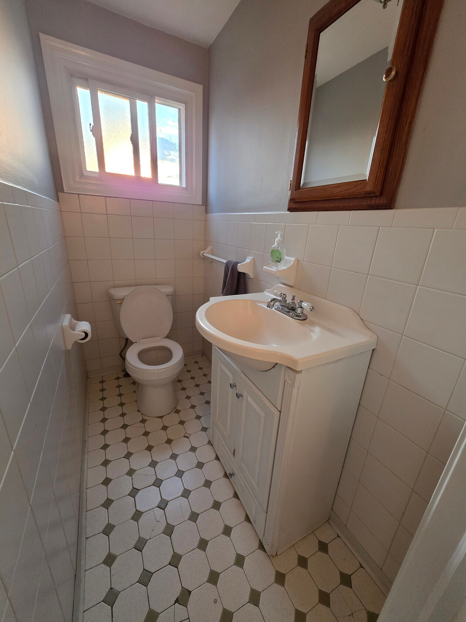Building Photo - 4118 Highview Pky