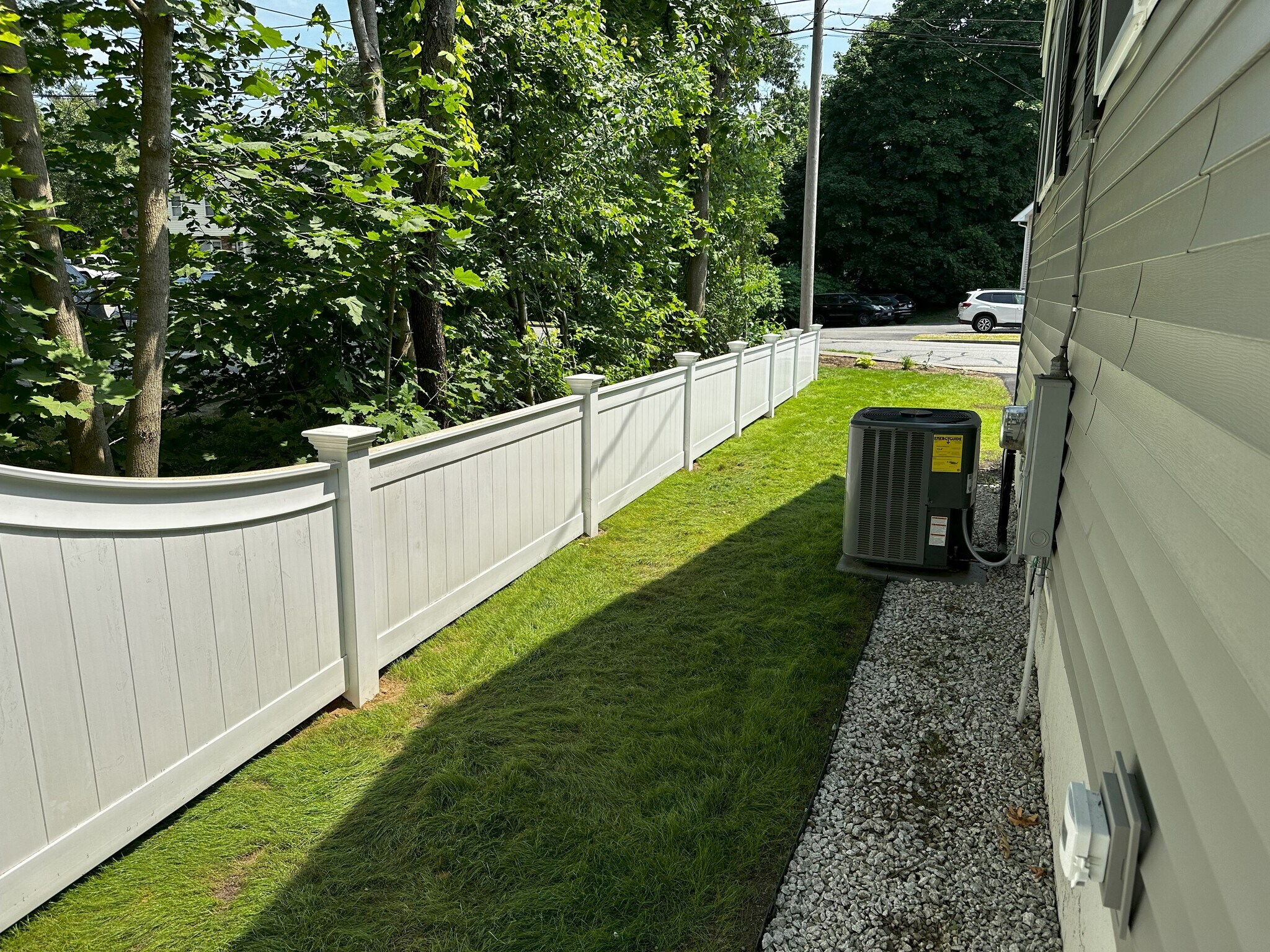 Right side yard - 193 Beaver St