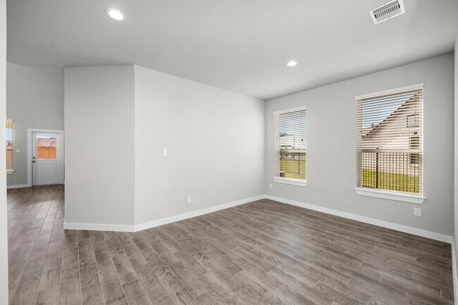 Building Photo - 32407 Hamilton Crest Dr