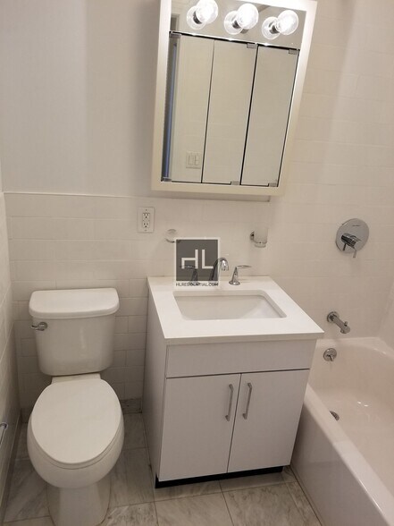 Building Photo - EAST 70 STREET