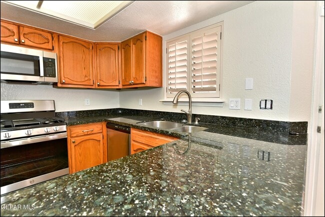 Building Photo - 11620 Laura Marie Dr