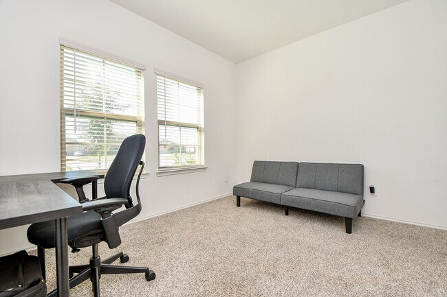 Building Photo - 21602 Zydeco Ct