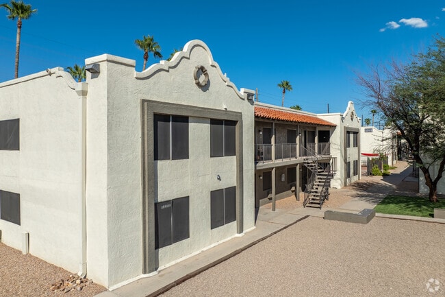 Building Photo - Westside Commons