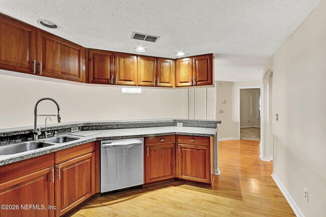 Building Photo - 2099 Winterbourne W