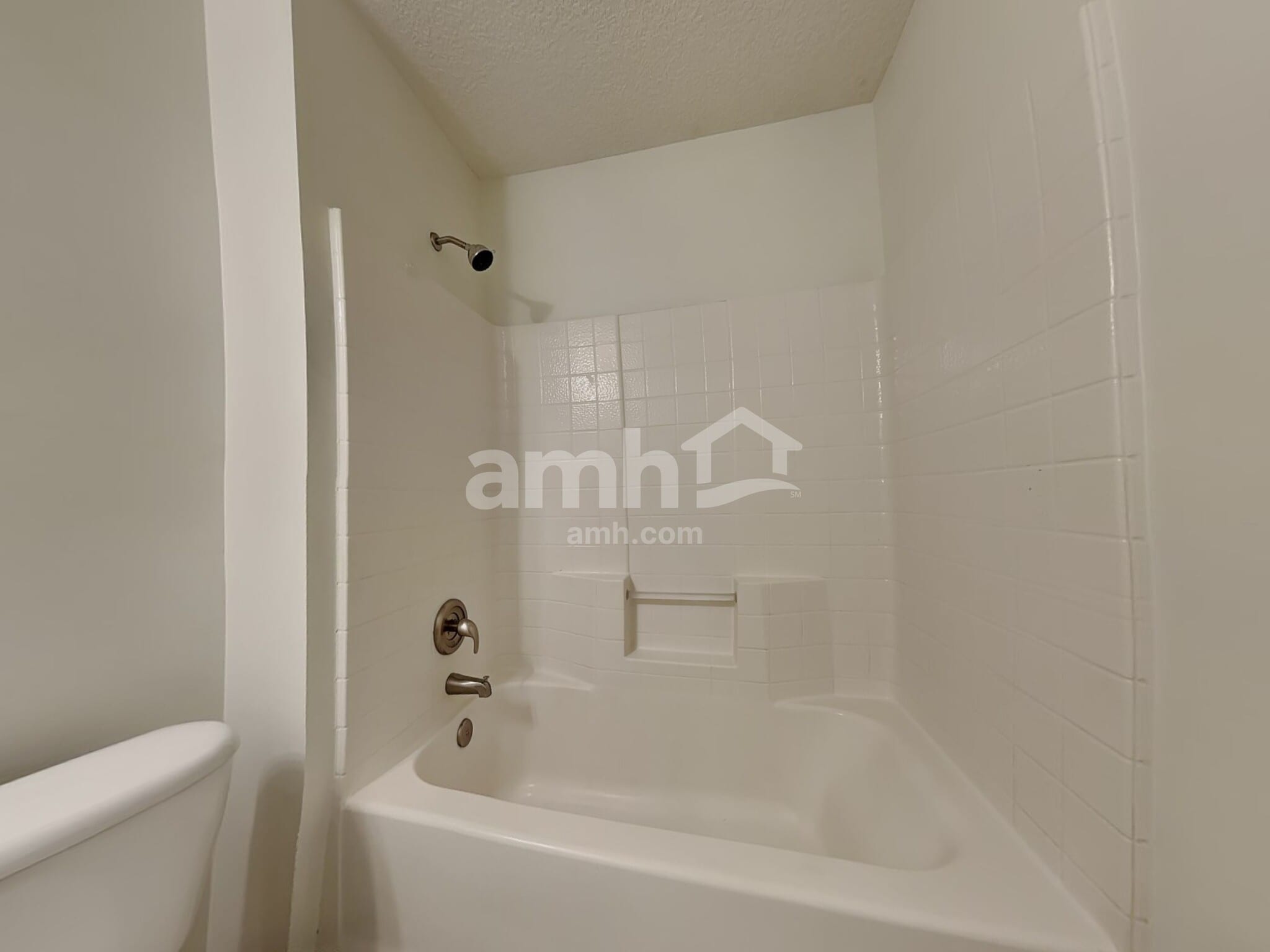 Building Photo - 3943 Hunters Lake Cir E