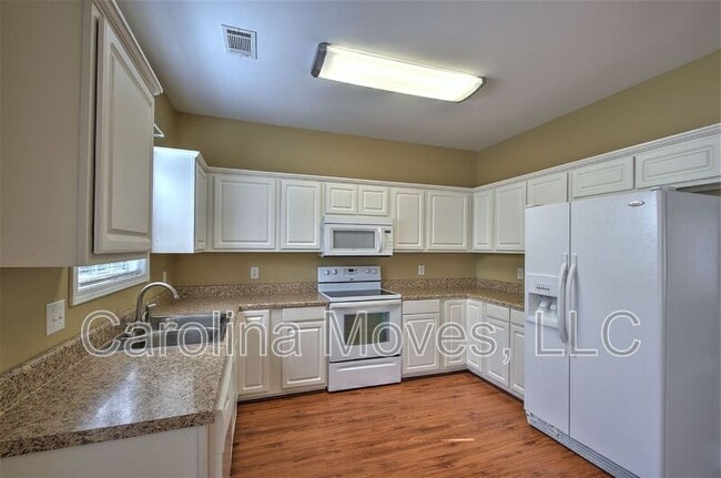 Building Photo - 823 Terrace Creek Dr