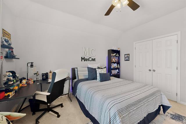 Building Photo - 2701 Scenic Dr