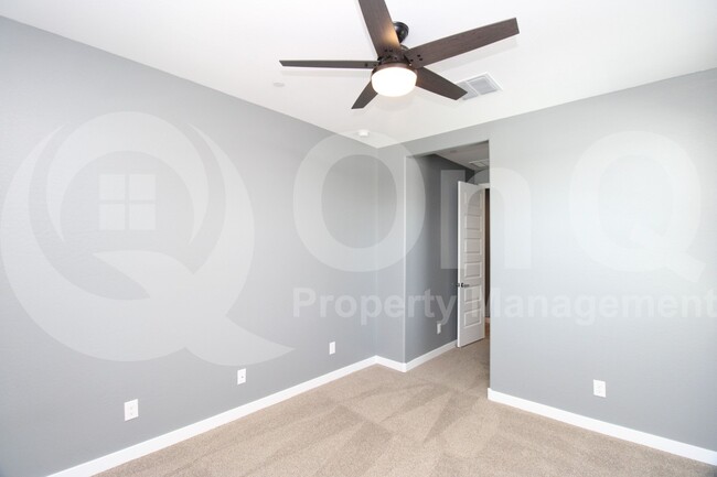Building Photo - 31925 N 125th Ave