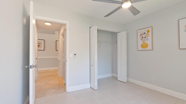 Building Photo - 10789 Barque Ct
