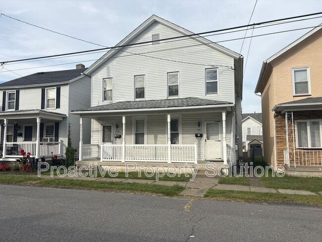 Primary Photo - 718-720 Archbald St