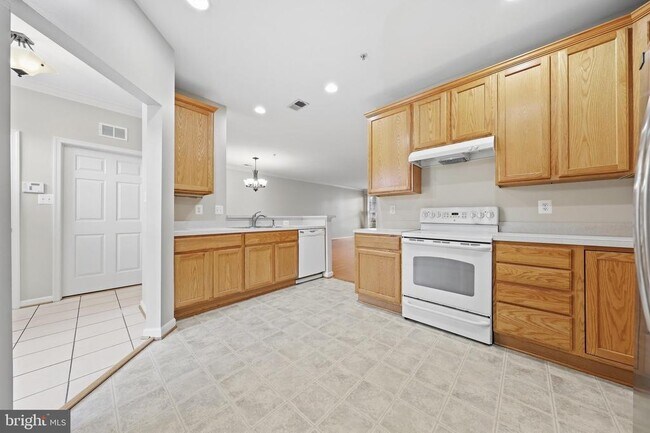 Building Photo - 6502 Montalto Xing