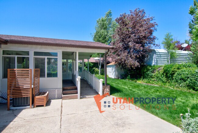 Building Photo - 239 E 9585 S