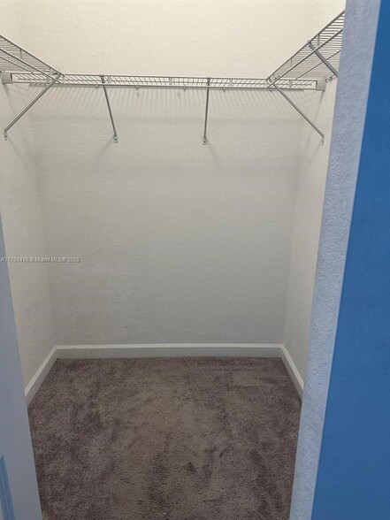 master walking closet - 1715 SE 27th Rd