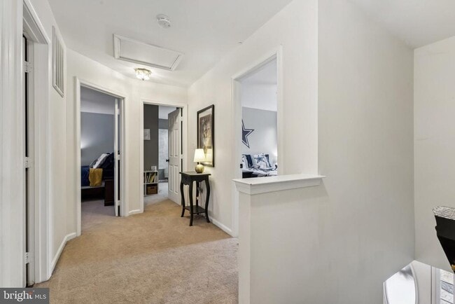 Building Photo - 14 Willow Glen Ct