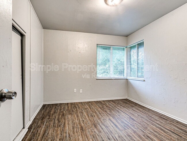Building Photo - 4301 N Terry Ave