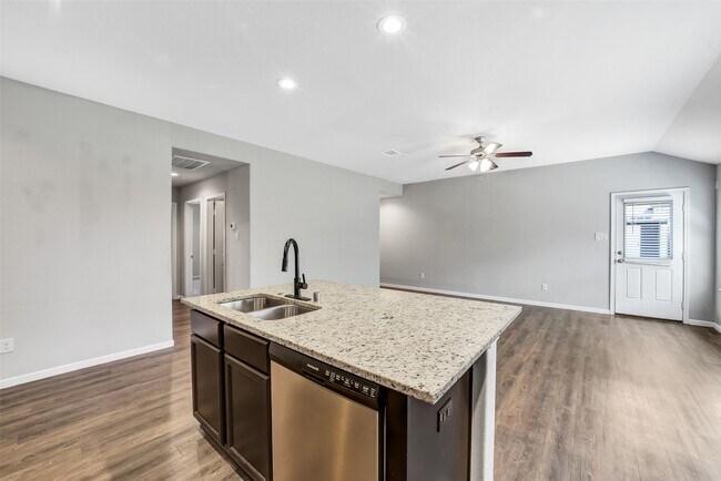 Building Photo - 3434 McDonough Way