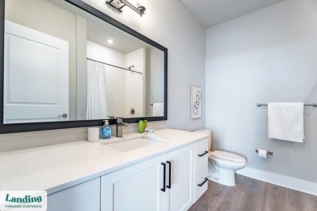 Building Photo - 300 E Broad St