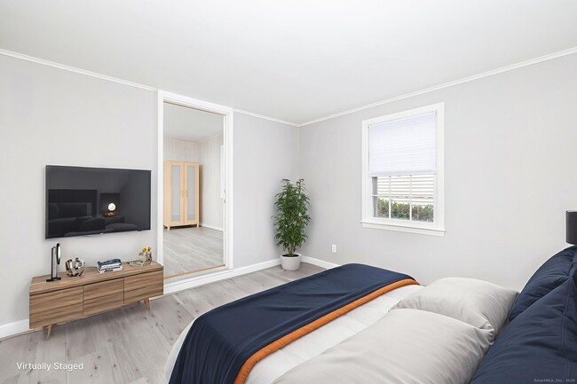 Building Photo - 92 Indian Hill Rd