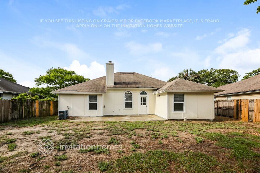 Building Photo - 12341 Amanda Cove Trail