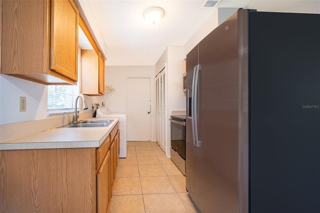 Building Photo - 828 Ballard St