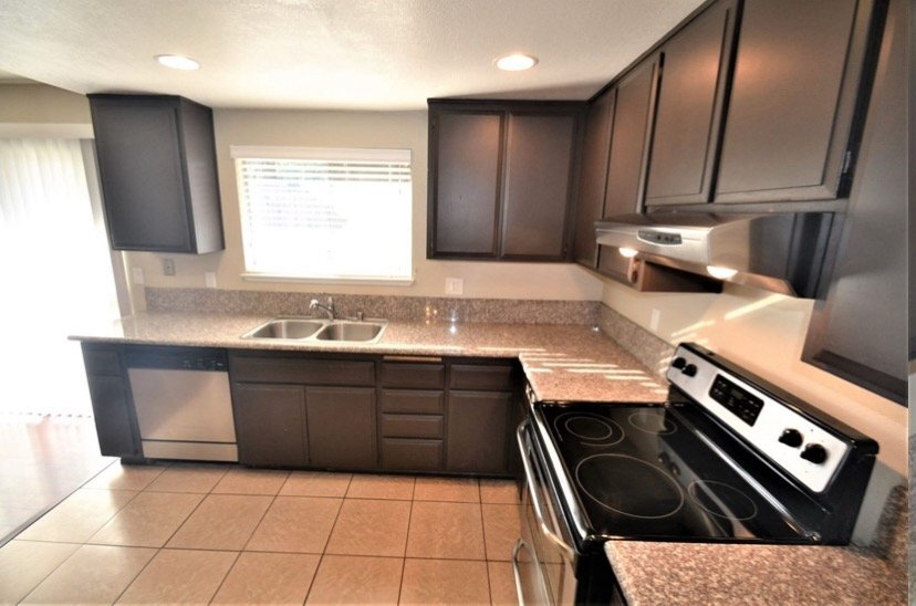 Building Photo - 8263 Florintown Way