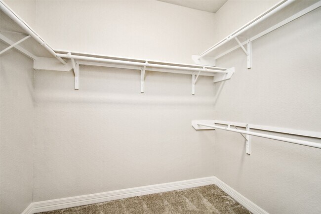 Building Photo - 18225 Crystal Knoll Dr