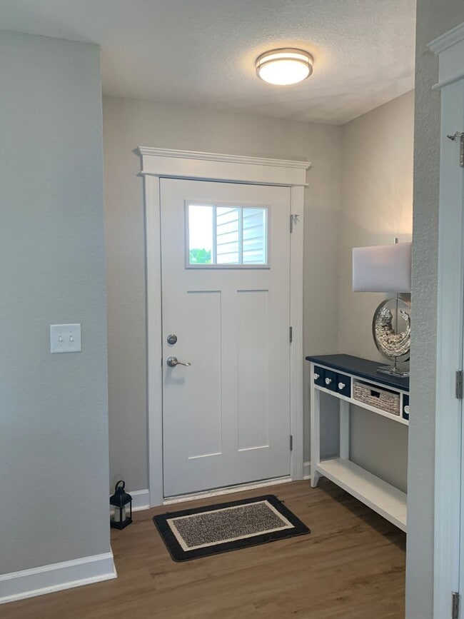 Building Photo - 3 Bedroom 2 Bath Home in Coinjock availabl...
