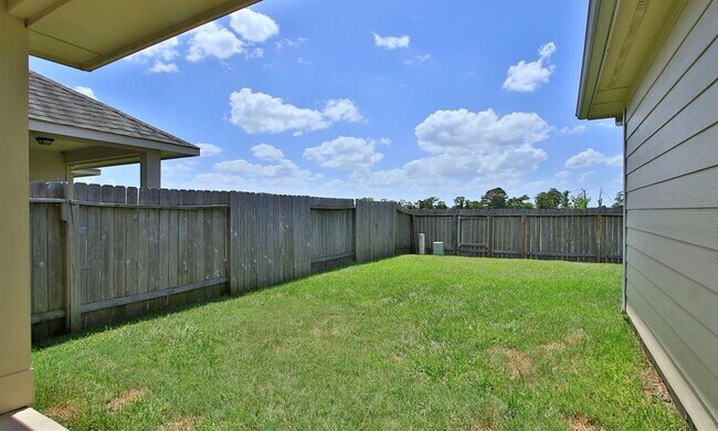 Building Photo - 21615 Rainfall Park Dr