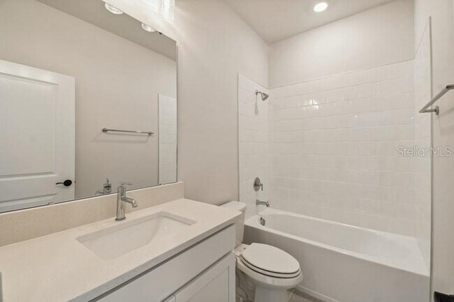 Building Photo - 3024 Mirage Pl