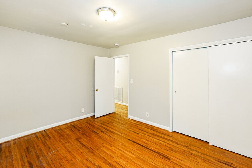 Building Photo - 758 Denning Pl