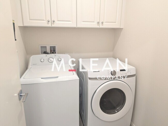 Building Photo - Skyborne 3BR/3BA Home for Rent - with Casita