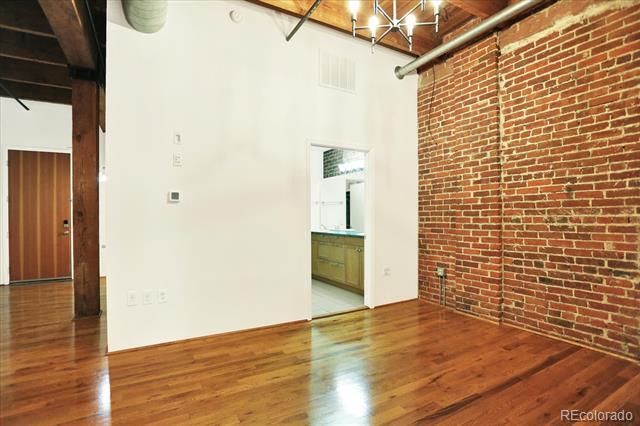 Building Photo - 2960 Inca St