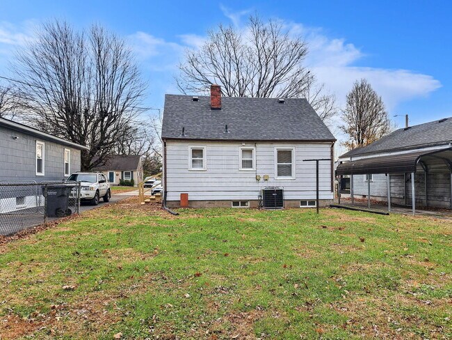 Building Photo - 1661 Harold Ave