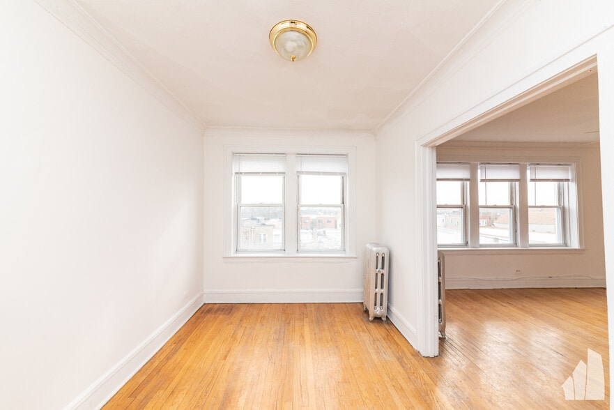 Building Photo - 4414 N Whipple St