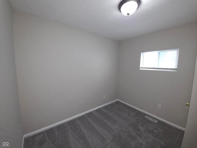 Building Photo - 3614 E New York St