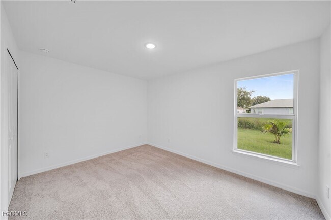 Building Photo - 3010 11th St SW