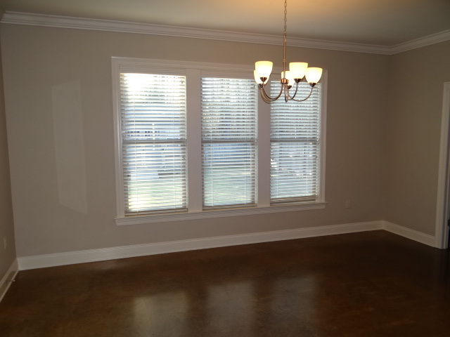 Building Photo - 28451 Longfellow Ln