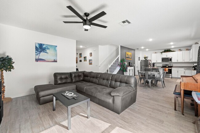 Building Photo - 5069 Armina Pl