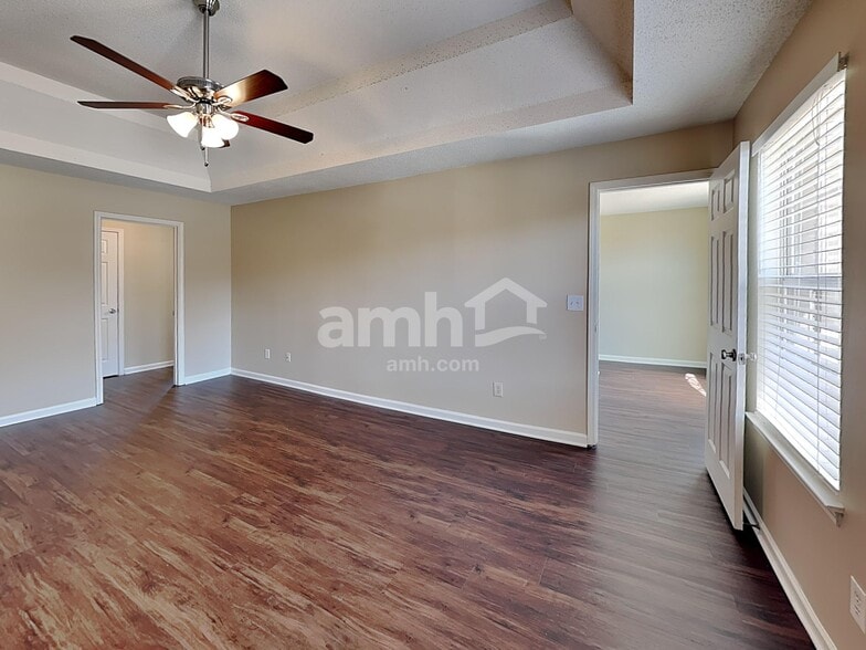 Building Photo - 1124 Stepping Stone Ln