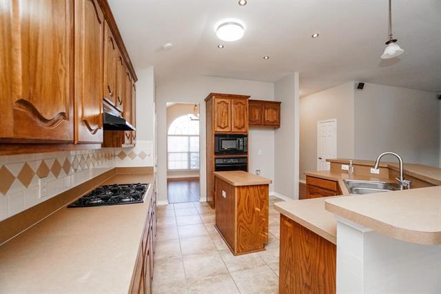 Building Photo - 15827 Palo Pinto Dr