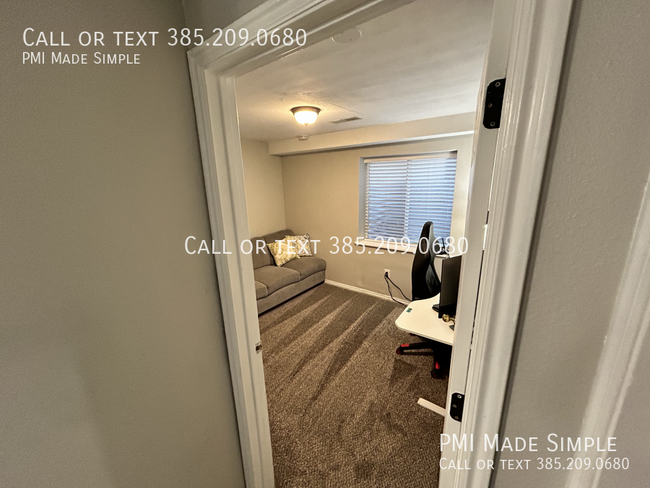 Building Photo - Charming 2-Bedroom Downstairs Apartment in...