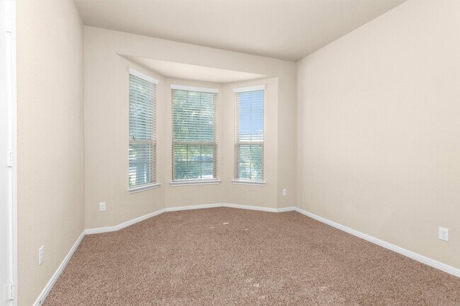 Building Photo - 11502 W Woodmark