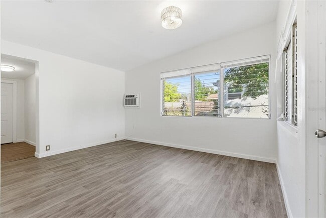 Building Photo - 5481 47th Ave N