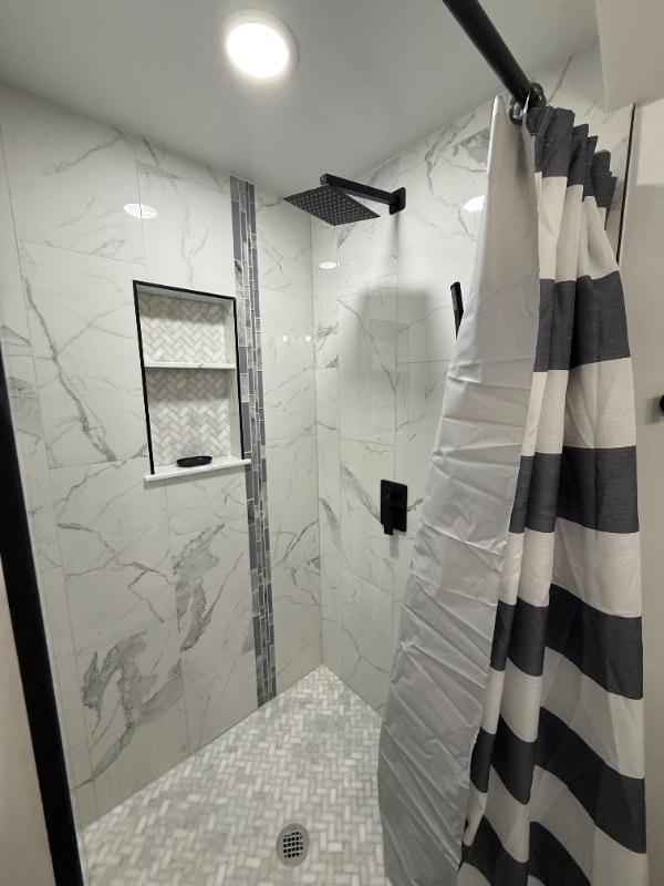 Building Photo - 2327 Jackson St