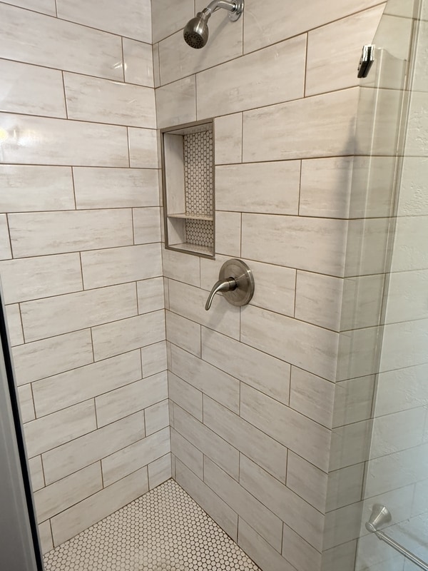 Building Photo - 7428 S 700 E