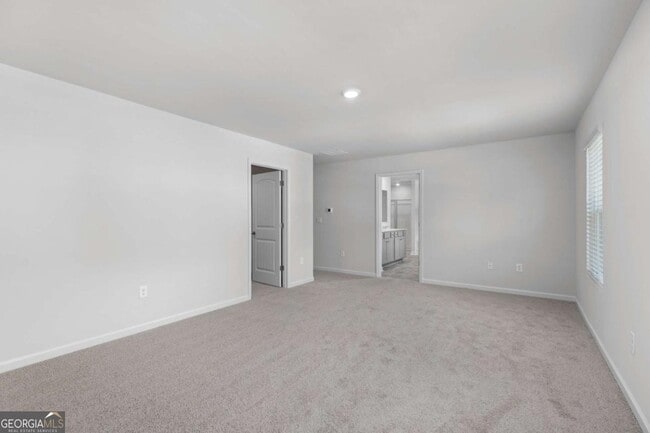 Building Photo - 5370 Swan Ln