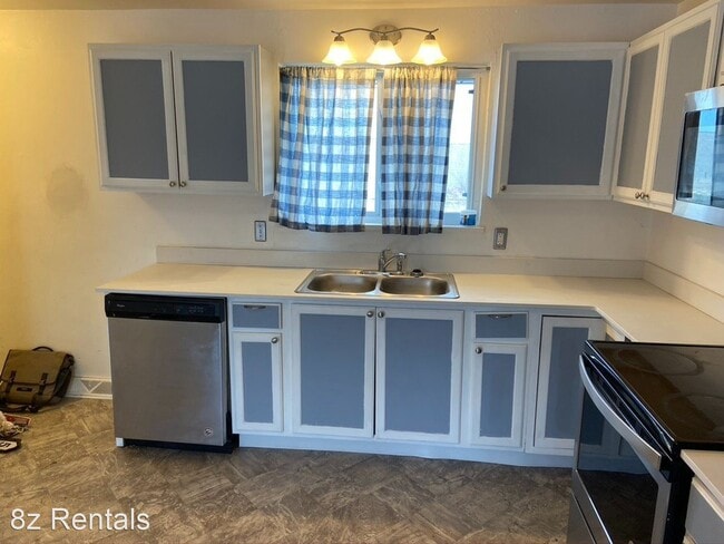 Building Photo - 4 br, 1 bath House - 5645 W 5th Ave