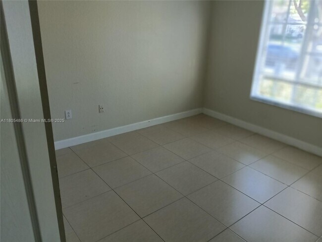 Building Photo - 8826 SW 221st Terrace